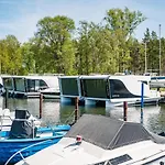 Hotel Marina Martinshafen *