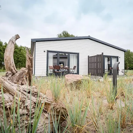 Szálloda Marina Martinshafen Sagard