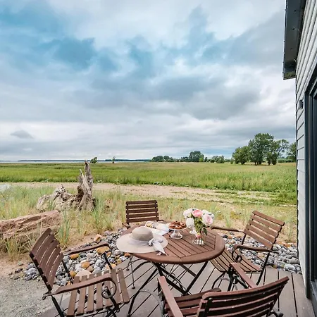 Marina Martinshafen 호텔