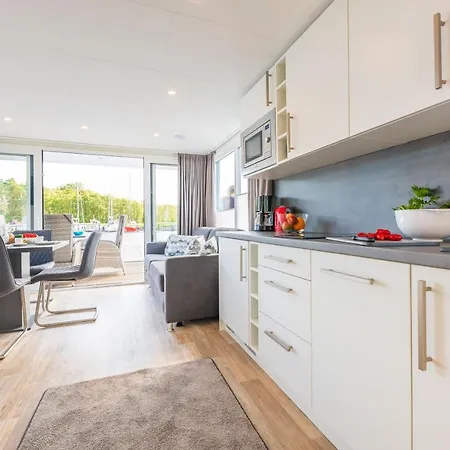 Marina Martinshafen 호텔 사가드