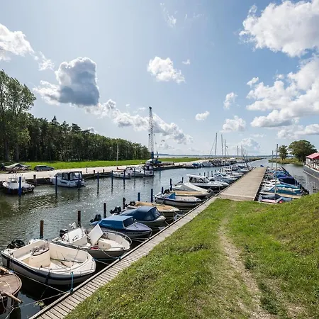 Szálloda Marina Martinshafen *