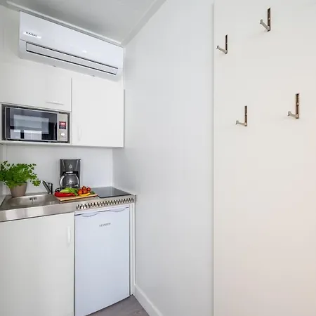 Szálloda Marina Martinshafen Sagard