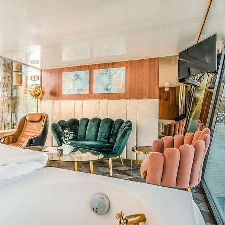 Szálloda Marina Martinshafen