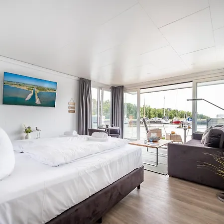 Marina Martinshafen Hotell *